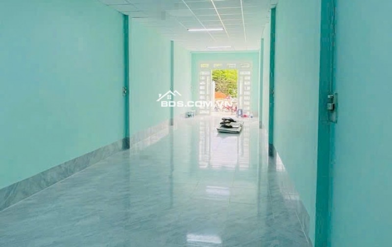 Bán nhà mặt tiền lô B trục đường Trần Văn Giàu