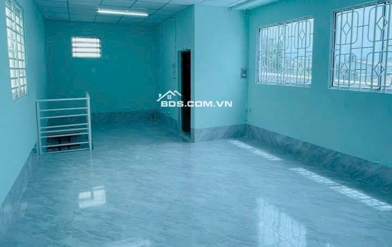 Bán nhà mặt tiền lô B trục đường Trần Văn Giàu