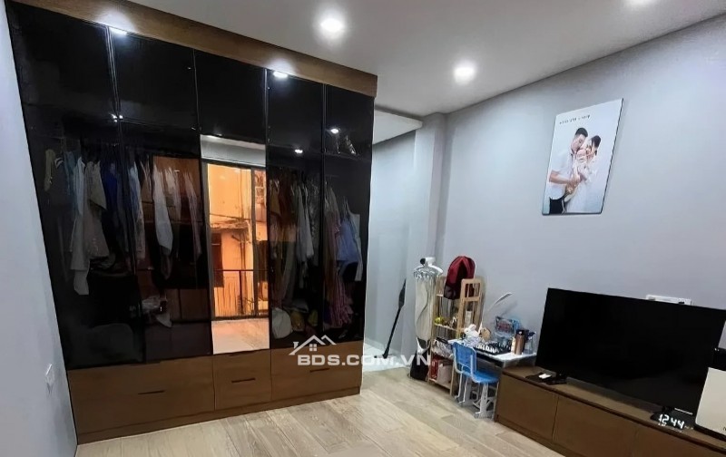 [PHƯỜNG BÀN CỜ] BÁN NHÀ 4 TẦNG NGAY KHU CHỢ BÀN CỜ – 38M² – GIÁ 8.9 TỶ