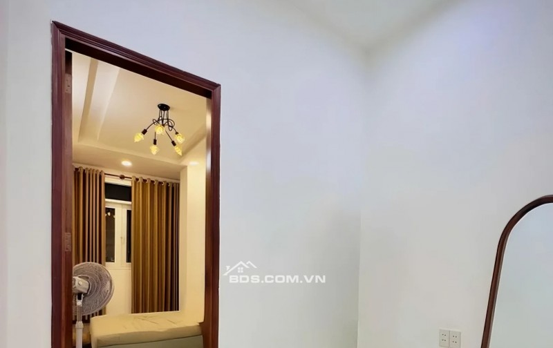  [PHƯỜNG BÀN CỜ] BÁN NHÀ MẶT TIỀN NGAY CÔNG VIÊN LÝ THÁI TỔ 4.3HA – 3 TẦNG – CHỈ 11.9 TỶ