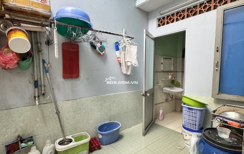 Bán nhà mặt tiền 4 tầng, Quận 8, đường 5m, gần Võ Văn Kiệt, 5x16, nhỉnh 9 tỷ.