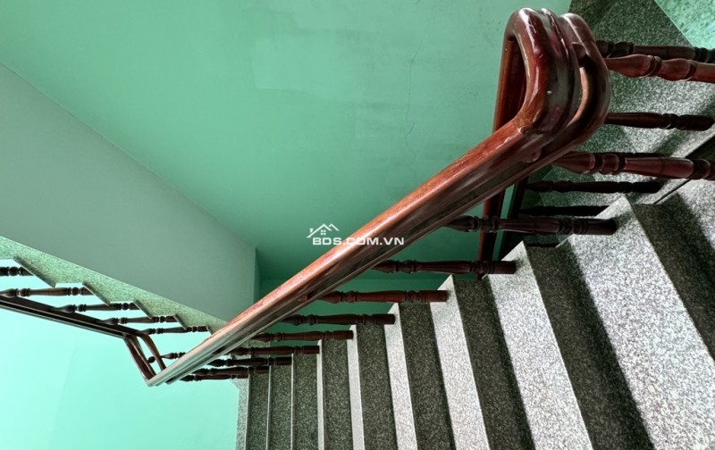 Bán nhà mặt tiền 4 tầng, Quận 8, đường 5m, gần Võ Văn Kiệt, 5x16, nhỉnh 9 tỷ.