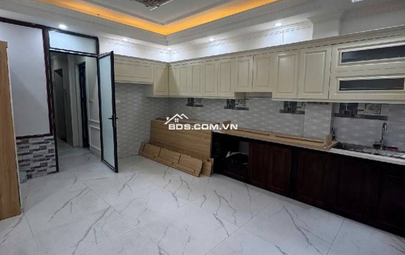 BÁN NHÀ HỒ TÙNG MẬU – 7 TẦNG THANG MÁY – GARA Ô TÔ – KINH DOANH TỐT