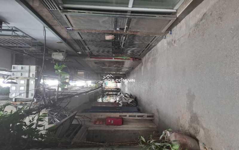 BÁN ĐẤT TẶNG NHÀ PHÙNG KHOANG-81M2 MẶT TIỀN 6M- SẴN DÒNG TIỀN CHO THUÊ