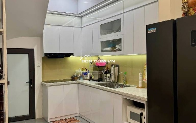 BÁN NHÀ LẠC LONG QUÂN – GẦN HỒ TÂY – NGÕ RỘNG THÔNG – FULL NỘI THẤT