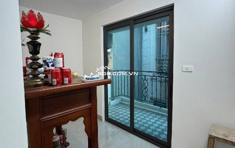 BÁN NHÀ LẠC LONG QUÂN – GẦN HỒ TÂY – NGÕ RỘNG THÔNG – FULL NỘI THẤT