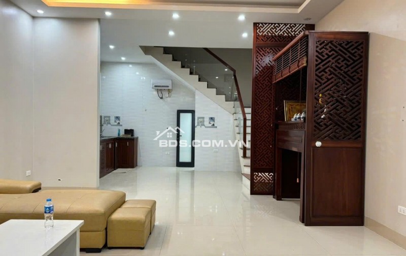 Cho thuê nhà nguyên căn Lai Xá - Hoài Đức DT 75m2, 3 tầng, full nội thất, giá 11tr/tháng