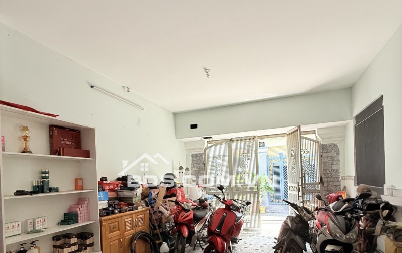 Nguyễn Văn Khối - 90m² - Ngang 4.5m - 3 tầng - 4 PN - 7 Tỷ 3