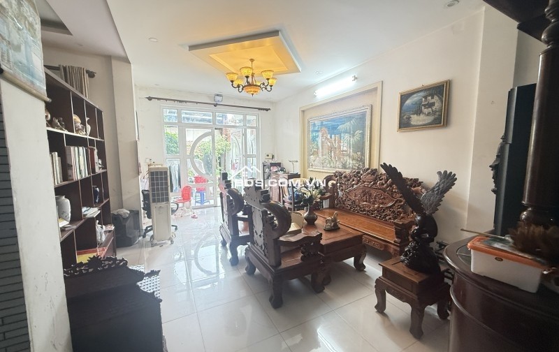 Bán Biệt Thự Mặt Tiền Linh Đông Thủ Đức -243m2 ngang 7m  - Vừa Ở Vừa Kinh Doanh - 36 Tỷ