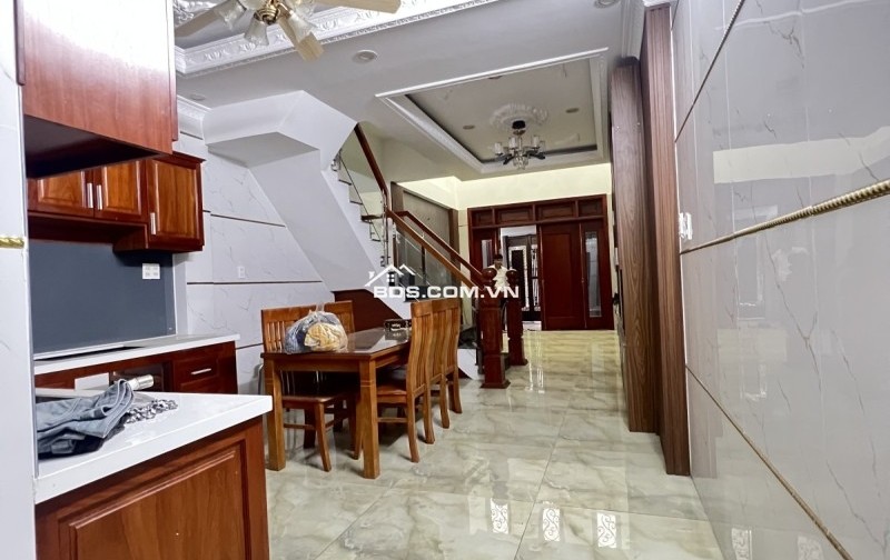 Bán nhà 4 tầng mặt phố Đường số 5 Linh Xuân Thủ Đức - View Phạm Văn Đồng - 10.2 Tỷ