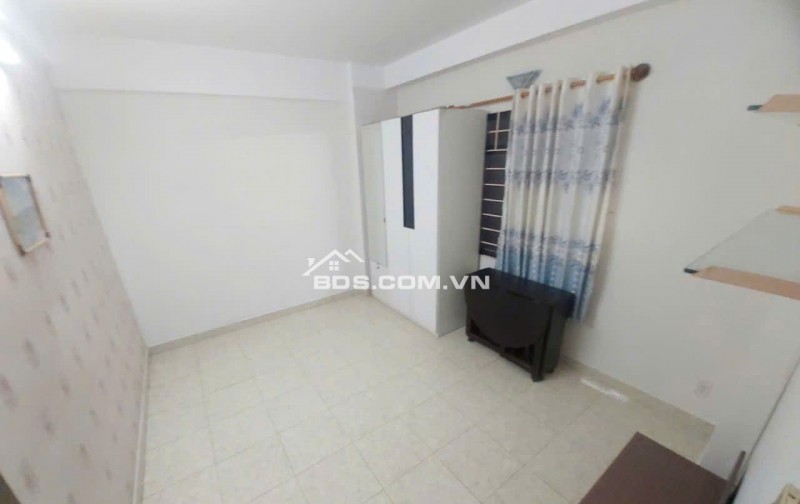 Chung cư An Dương Vương thang bộ), P8, Q5: 76m2, 2p ngủ, nT giá 9tr/