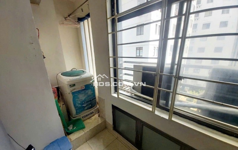 Chung cư An Dương Vương thang bộ), P8, Q5: 76m2, 2p ngủ, nT giá 9tr/