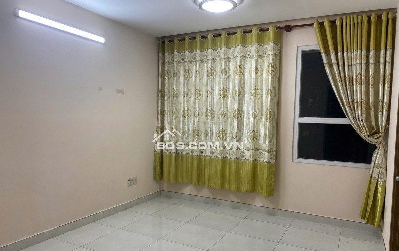 căn hộ Era ( The Useful)  Lạc Long Quân ,Tân Bình: 73m2-2p ngủ , 2wc, giá 9,5tr