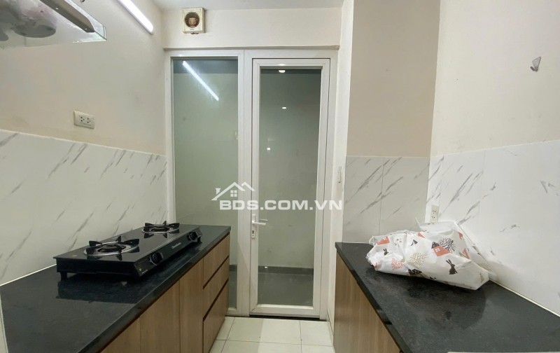 căn hộ Era ( The Useful)  Lạc Long Quân ,Tân Bình: 73m2-2p ngủ , 2wc, giá 9,5tr