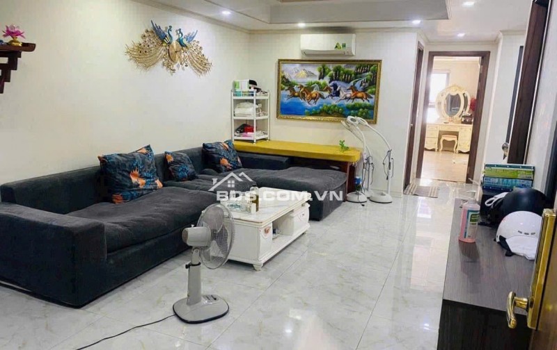 Chung cư 10A Trần Nhật Duât, Q1: 2p ngủ, full NT, 74m2, 12tr/th