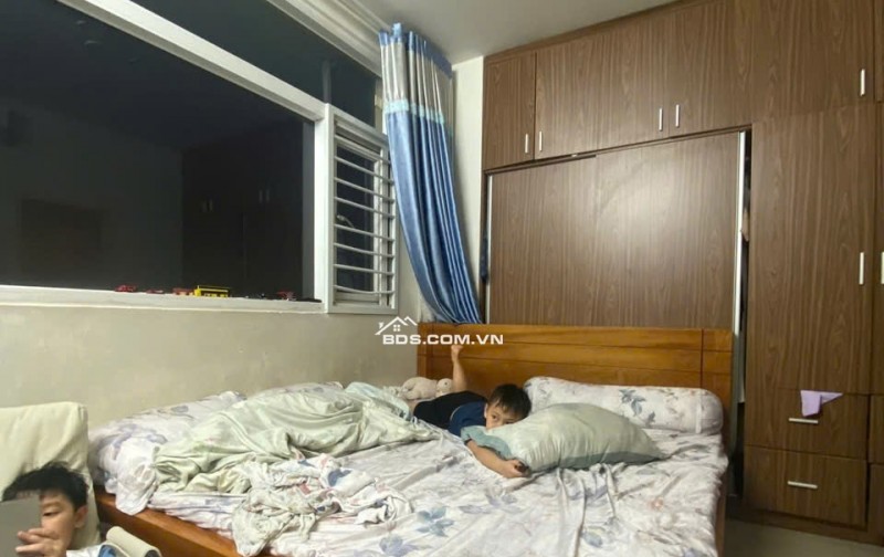 Chung cư 10A Trần Nhật Duât, Q1: 2p ngủ, full NT, 74m2, 12tr/th