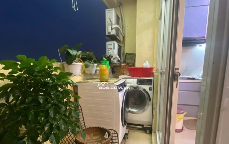 Chung cư 10A Trần Nhật Duât, Q1: 2p ngủ, full NT, 74m2, 12tr/th