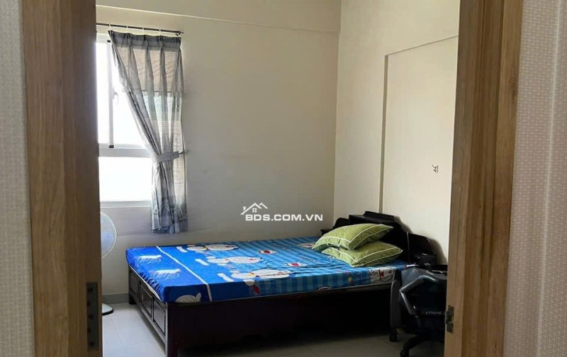 chung cư Miếu Nổi, Vũ Huy Tấn, BT: 2p ngủ, 70m2, ban công 12tr/th