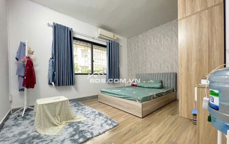 Chung cư 590, CMT8, Phường 11, Quận 3: 80m2,2p ngủ, Nt, 11tr/th