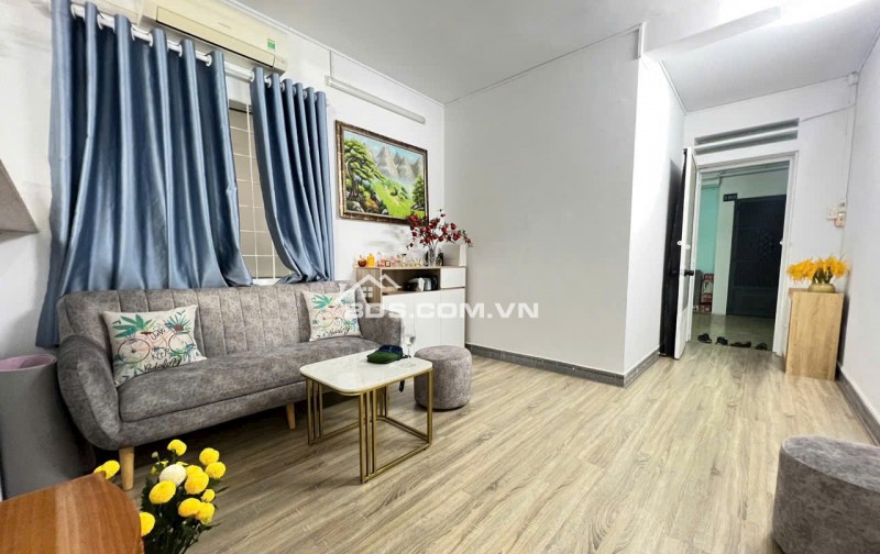 Chung cư 590, CMT8, Phường 11, Quận 3: 80m2,2p ngủ, Nt, 11tr/th