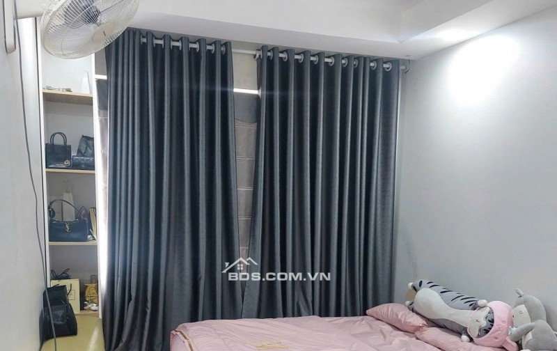 Chỉ 10tr/th, Căn hộ 58m2, Nội thất đủ, C/C Screc, Trường Sa, Quận 3.