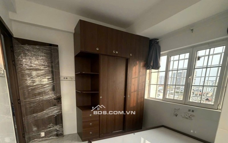 Chung cư Trần Nhật Duật, p3, BT, 70m2, 2PN, 1WC, NTCB, giá 11tr/th.