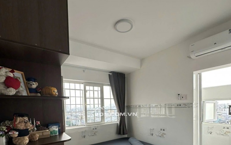 Chung cư Trần Nhật Duật, p3, BT, 70m2, 2PN, 1WC, NTCB, giá 11tr/th.