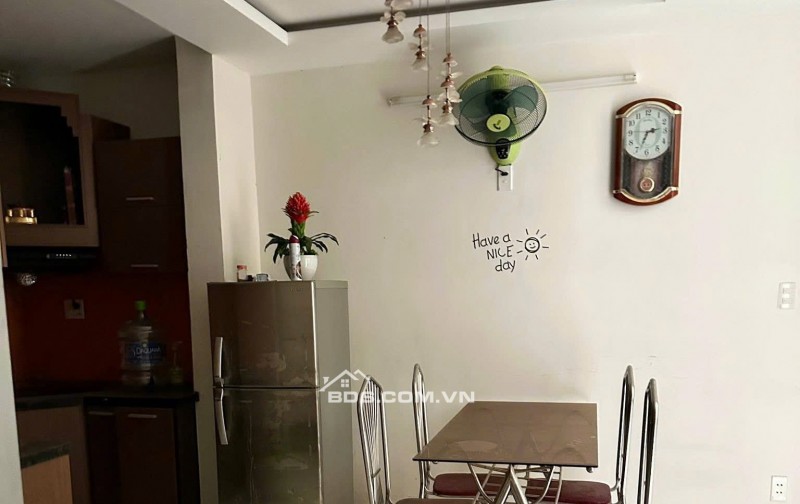 Chung cư 10A Trần Nhật Duật, Q1: 70m2, 11tr5/tháng, full NT, 2PN rộng.