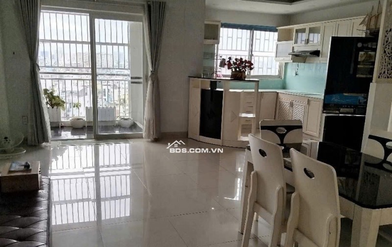 C/c Nguyễn Ngọc Phương, BT, 80m2, 2PN, 2WC, Nội Thất full, Giá 12tr5/th.