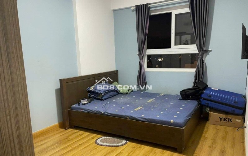 Giá 10tr/tháng, Chung cư Screc, 58m2, 1PN, 1WC, Nội thất đủ, Nhà khá mới.