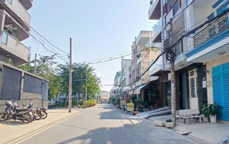 Nhà 4 tầng mới đẹp ở liền khu Bình Phú Quận 6 (4x18) chỉ 11 tỷ 500