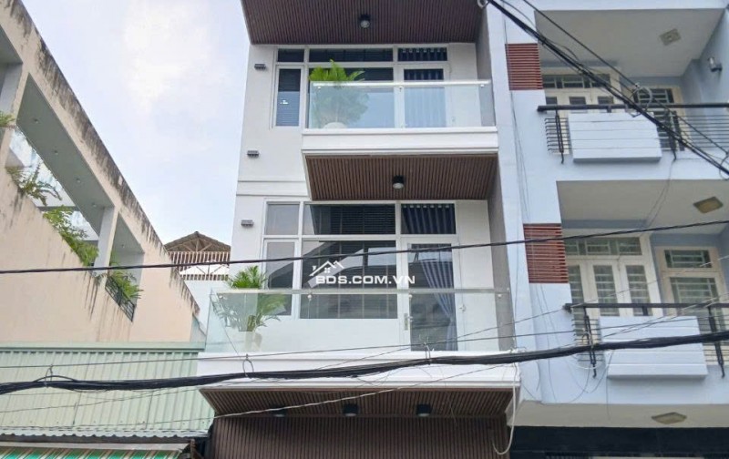 Nhà 4 tầng mới đẹp ở liền khu Bình Phú Quận 6 (4x18) chỉ 11 tỷ 500