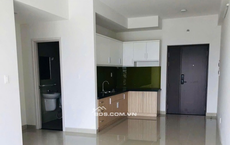 C/c Bàu Cát 2, Hồng Lạc, TB: 2p ngủ, 2wc, nhà mới, 10tr5/th, có NTCB.