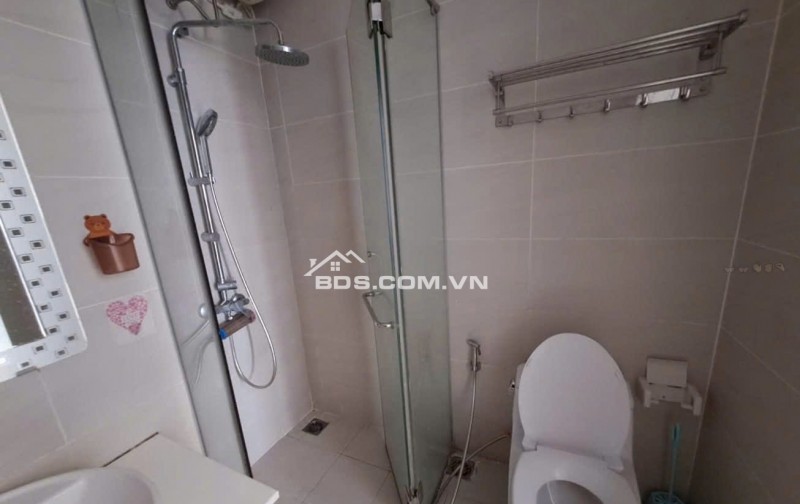 C/c Screc, Coopmart Trường Sa, Q3, Căn góc, 107m2, 3PN, 2WC, giá 14tr5/th.