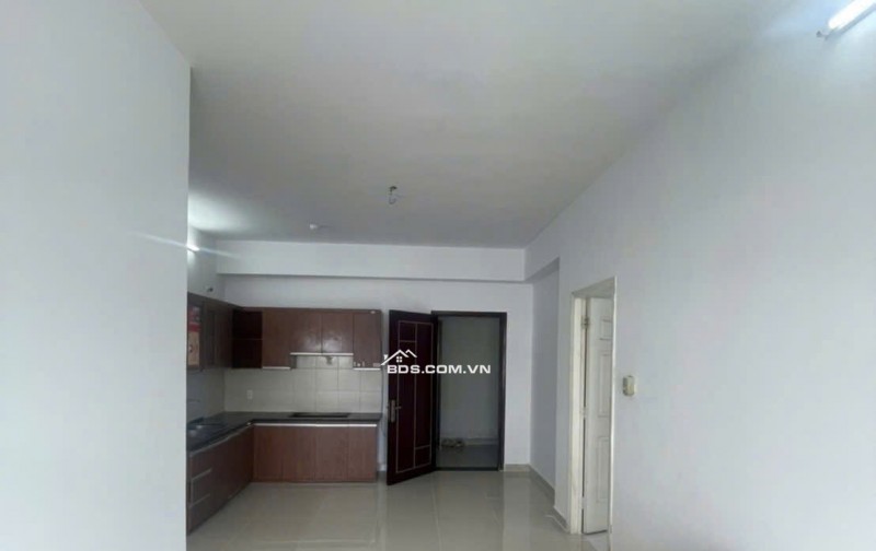 Chung cư Bàu Cát, 70m2, Bancong, NTCB, Giá 10tr5/th, Nhà sạch sẽ, 70m2.