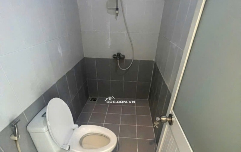 Chung cư Bàu Cát, 70m2, Bancong, NTCB, Giá 10tr5/th, Nhà sạch sẽ, 70m2.
