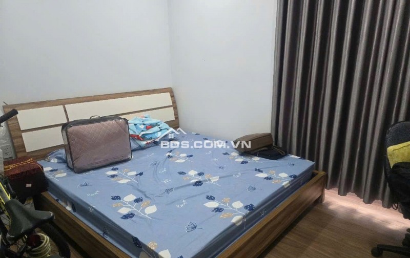 C/c Phúc Yên, Phan Huy Ích, TB, 77m2, Lầu Trung, 2PN, 2WC, giá 10tr/th.