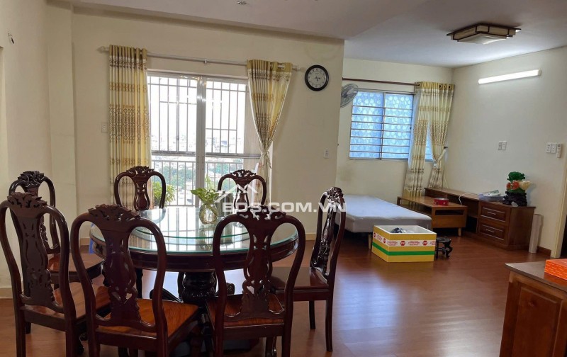 Chung cư Mỹ Phước, 80m2, Lầu trung, 2PN, 2WC, Bùi Hữu Nghĩa. 12tr5/th.