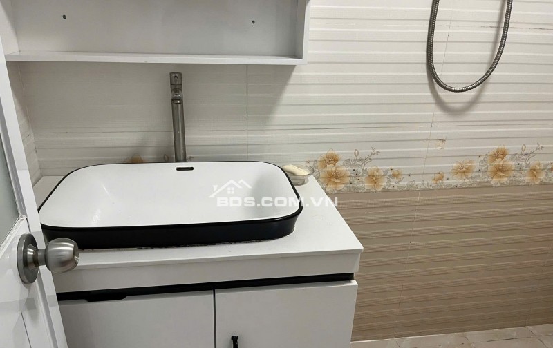 Chung cư Mỹ Phước, 80m2, Lầu trung, 2PN, 2WC, Bùi Hữu Nghĩa. 12tr5/th.