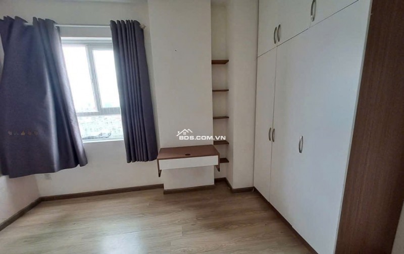 C/c Screc, Coopmart Trường Sa, Q3, Căn góc, 107m2, 3PN, 2WC, giá 14tr5/th.