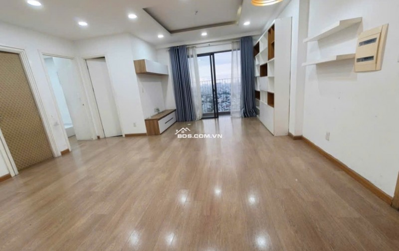 107m2, 3PN, 2WC, C/c Screc Trường Sa, P12, Q3, Nhà mới, sạch. Giá 14tr5/th