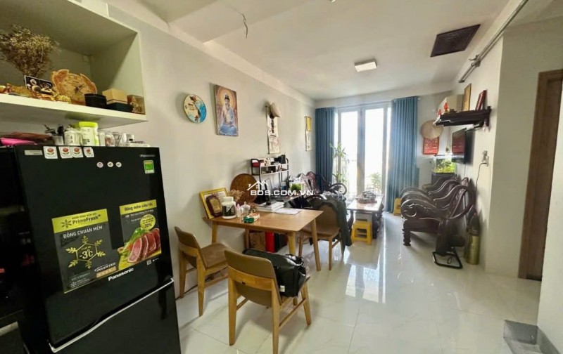 Chung cư Ngô Tất Tố, P.19, BT: 2PN, WC, có NTCB, 12tr/th, 80m2.