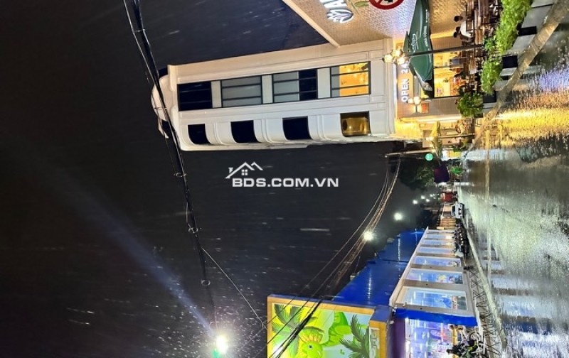 HẺM XE HƠI NGUYỄN ẢNH THỦ