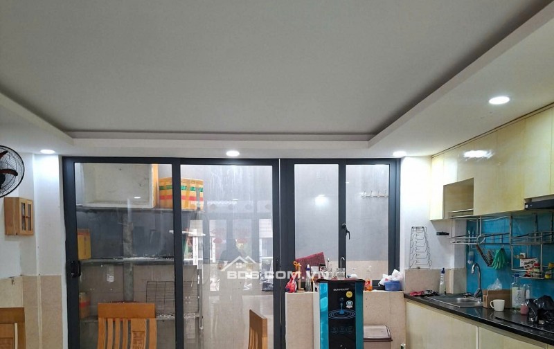 Nhà Thạnh Lộc Q.12, hẻm 8m xe hơi
 tránh 5 tầng chỉ  5.3 tỷ