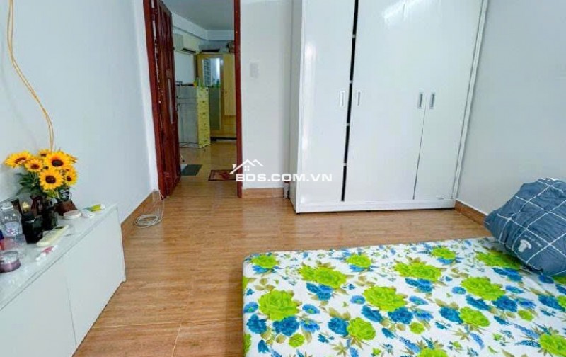 HẺM XE HƠI - SỔ VUÔNG VỨC - KHU HIẾM NHÀ BÁN - SÁT TÂN BÌNH - NHỈNH 5 TỶ.