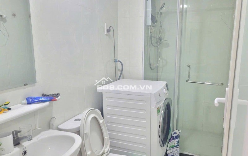 Chung cư 10A Trần Nhật Duật, Quận 1: 75m2, 1p ngủ +, NT, 11tr/th. Nhà sạch