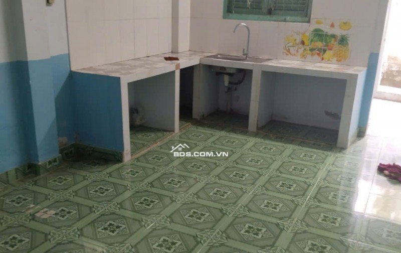 Cho thuê nhà nguyên căn ngay chợ Long Thạnh, xã Cần Giờ 70m2 chỉ 9tr/th. Lh:0932234469.