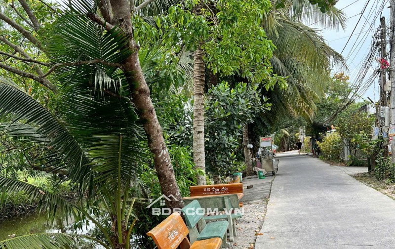 Bán Đất Biệt Thự Sân Vườn Khu Nghỉ Dưỡng 22.5 x 148 nở hậu 40