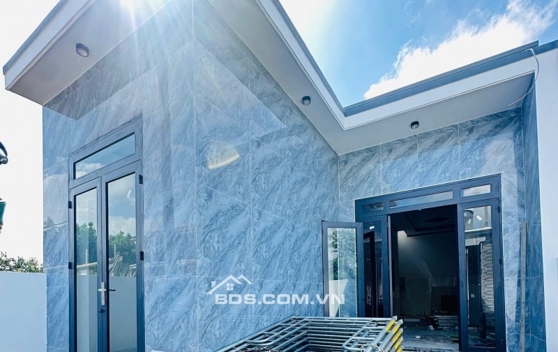 BÁN NHÀ CẤP 4 SẮP HOÀN THIỆN TẶNG FULL NỘI THẤT, ĐƯỜNG LONG CHIẾN, BÌNH LỢI, VĨNH CỬU, DỒNG NAI