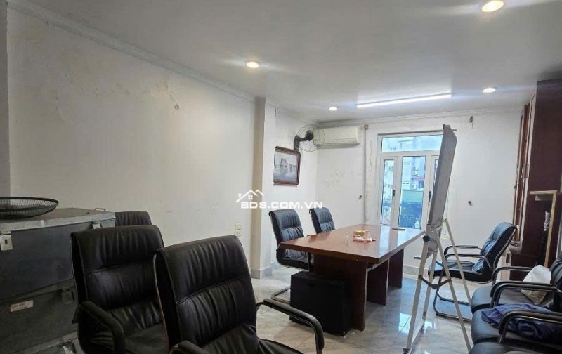 Siêu Đẹp Quán Thánh Đầu Vườn Hoa 5 Tầng 9,5 Tỷ Thẳng Tắp 10m ra phố